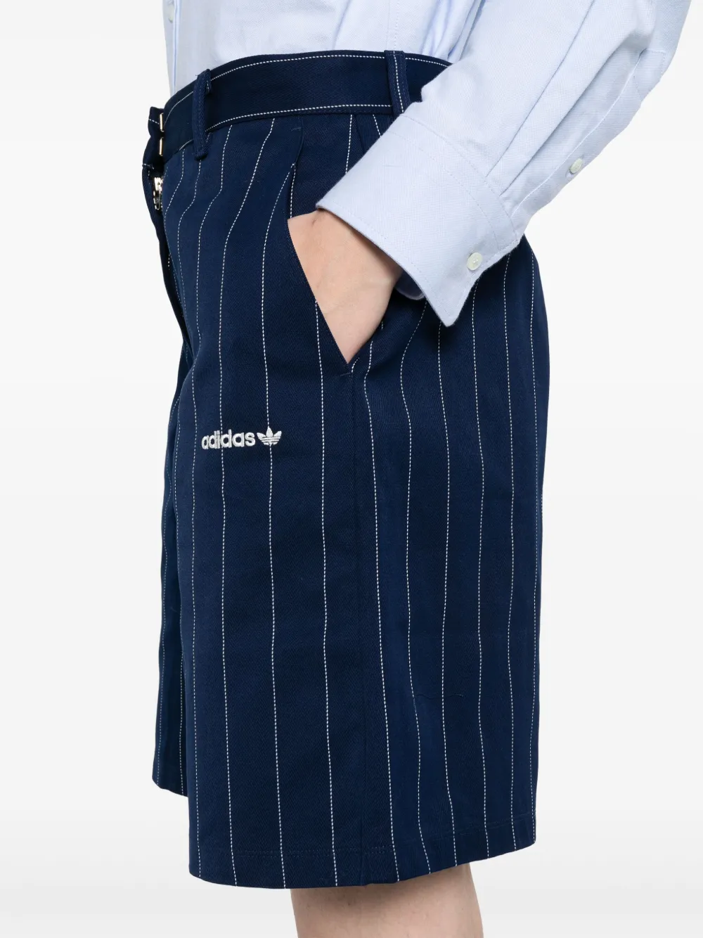adidas Shorts met krijtstreep Blauw
