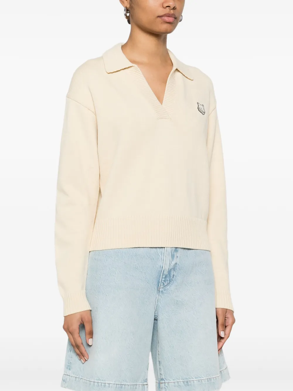 Maison Kitsuné Sweater met vossenkop patch Beige