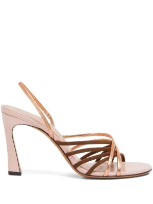 FARFETCH - The Global Destination For Modern Luxury