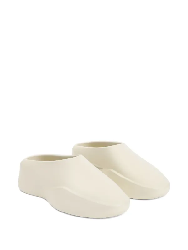 Nwt;
Fear Of God
EVA Runner slippers? Fear of God - EVA Runner | HBX main image 3