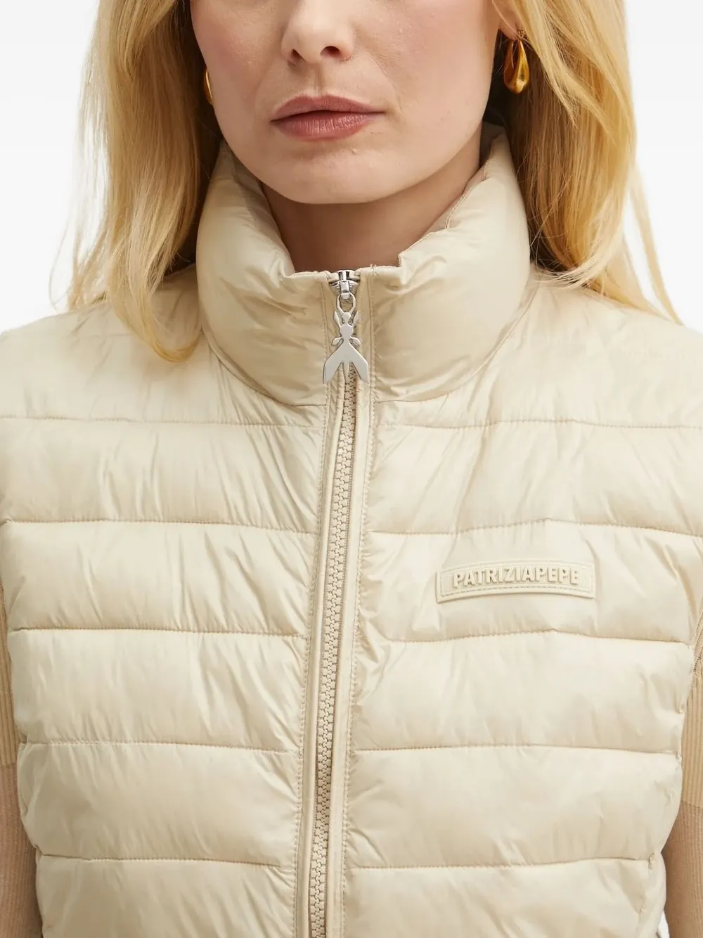 Patrizia Pepe Quilted Gilet In Neutral
