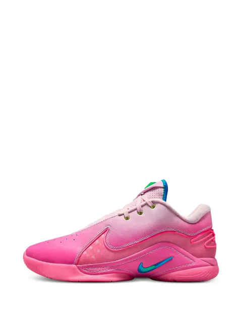 Nike LeBron XXII sneakers