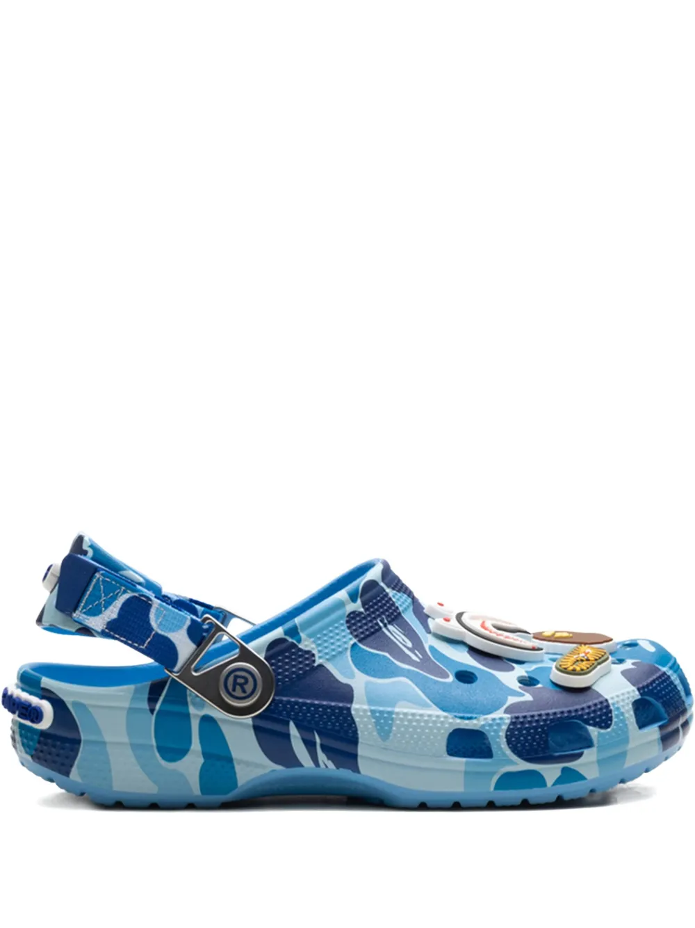 Crocs zapatillas Blue Camo de Crocs x A Bathing Ape Clog | azul | Image 1