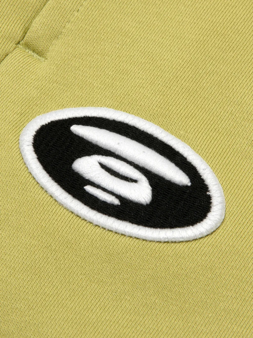 AAPE BY *A BATHING APE Shorts met grafische print Groen
