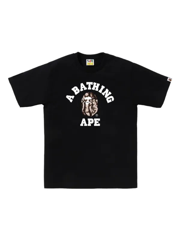 A BATHING APE® Camo College Tシャツ | ブラック | FARFETCH JP