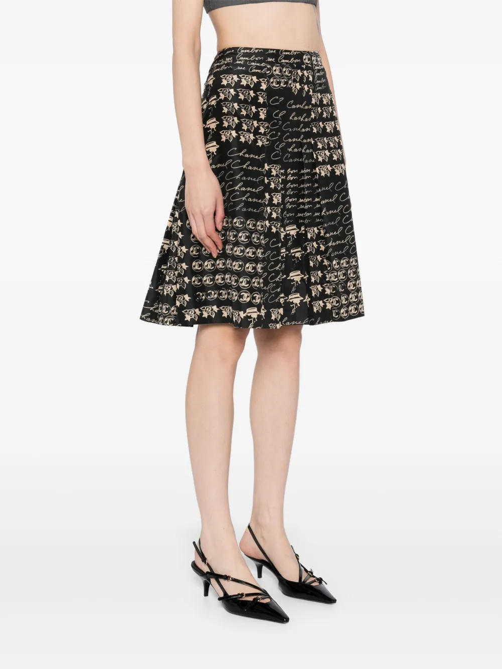 Pre-owned Chanel 2006 Graphic-print Skirt In Black