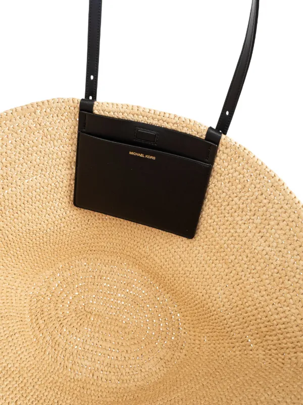 【関税&送料込】Michael By Michael Kors Isa Tote Bag Isa Small Hand-Crocheted Tote Bag | Michael Kors [US]