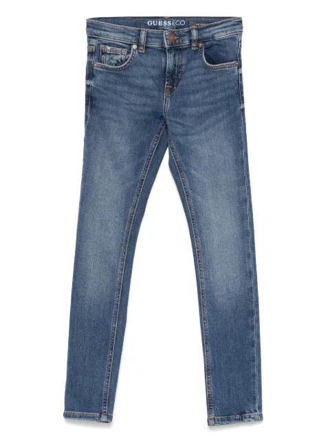 guess kids Calça jeans com patch de logo
