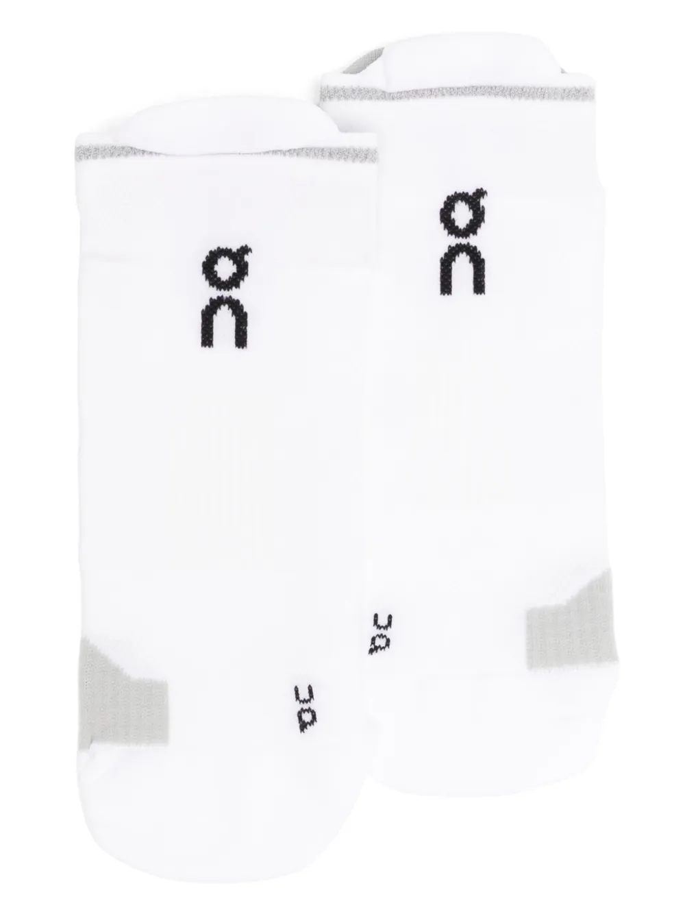 On Running low performance run socks | White | Image 1