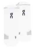 On Running low performance run socks - White