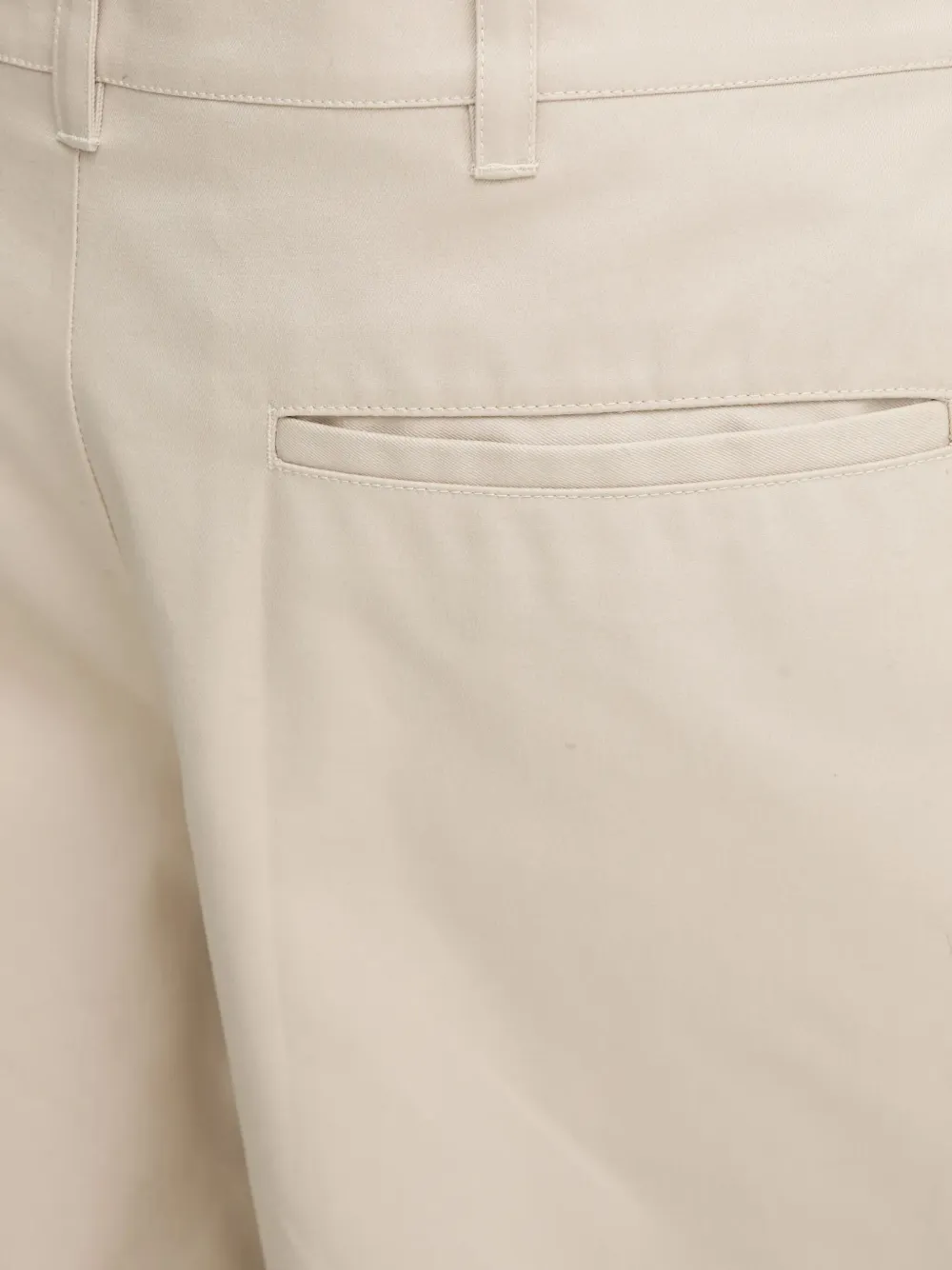 Heliot Emil Welt-pockets Flat-front Shorts In Neutral