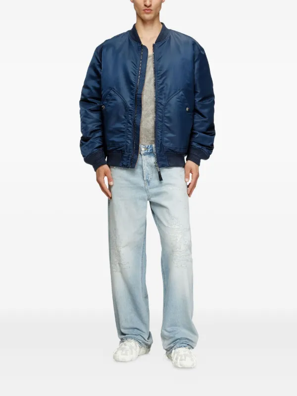 Diesel Relaxed Jeans Low Waist 2001 D-Macro | Blue | FARFETCH