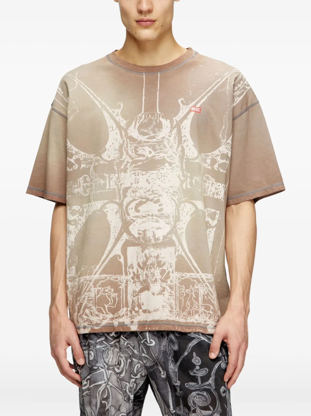 Diesel T-Boxt-T10 T-shirt met grafische print Beige