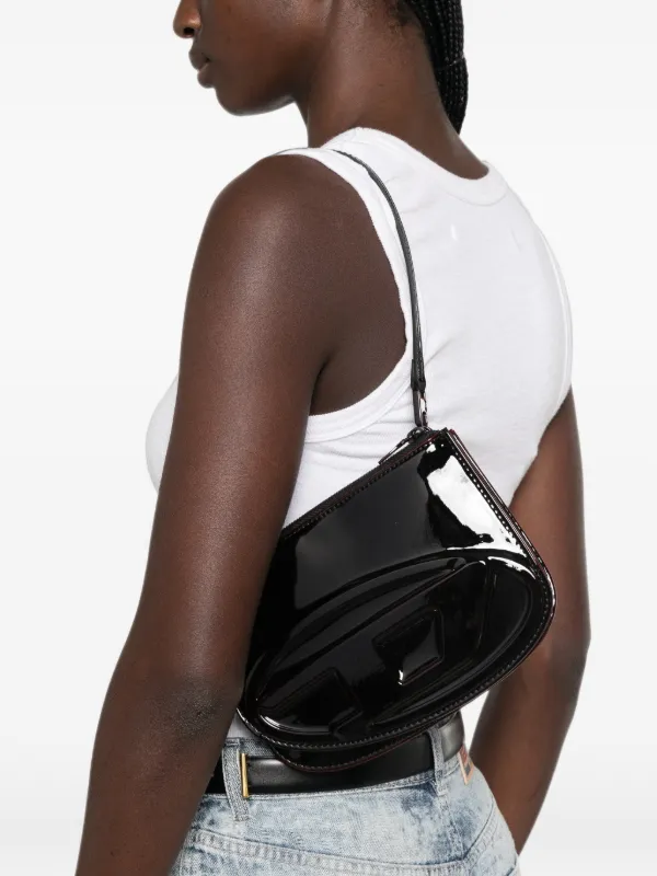 Diesel 1DR Twin エナメルレザーショルダーバッグ | レッド | FARFETCH JP Diesel 1DR Twin エナメルレザーショルダーバッグ | レッド | FARFETCH JP