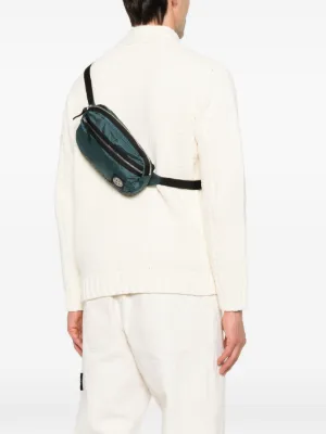 Scopri la nuova collezione di borse Stone Island uomo su FARFETCH