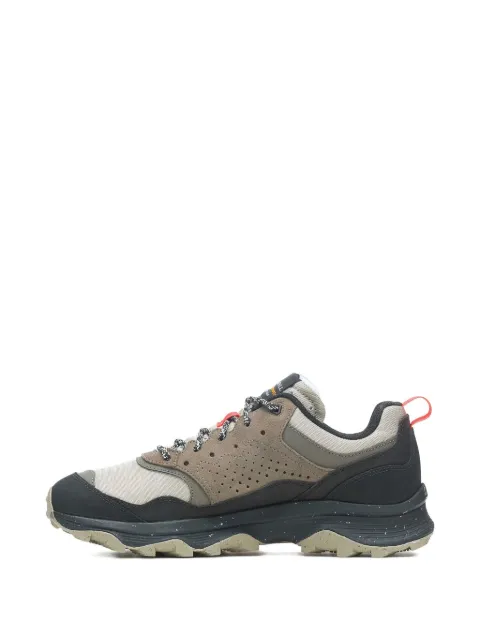 Merrell tenis con detalle de perforaciones