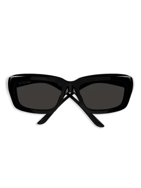 Balenciaga Eyewear نظارة شمس بإطار بزوايا