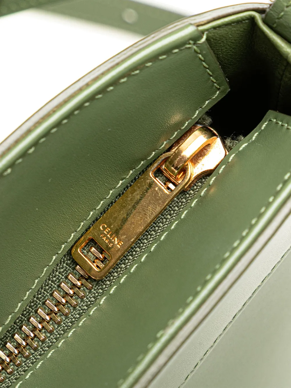 Pre-owned Celine 2019 Leather Crecy Bucket Bag In Green