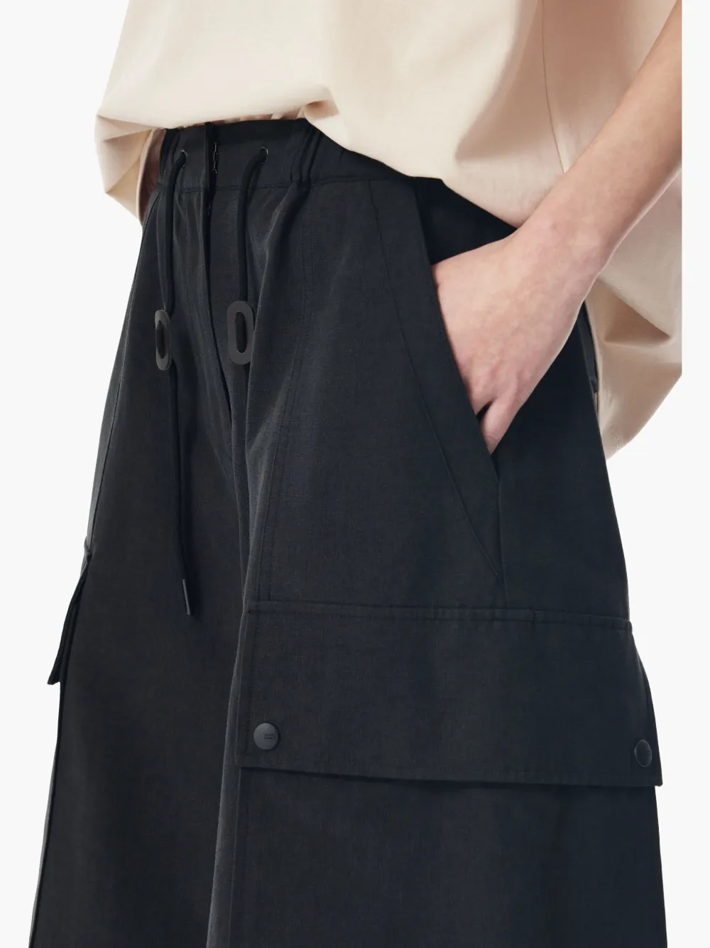 STUDIO TOMBOY Shorts met cargo zak Zwart