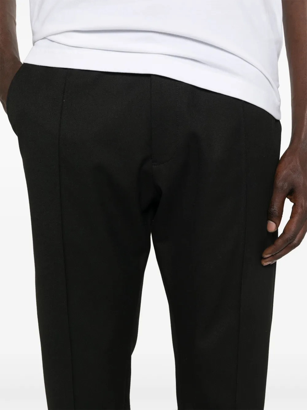 Emporio Armani Broek met toelopende pijpen Zwart