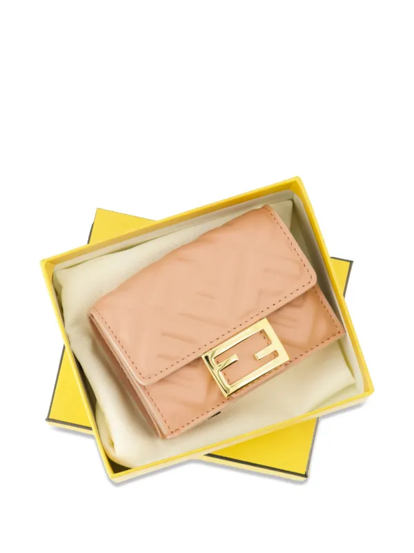 FENDI バゲットマイクロウォレット　ピンク FENDI バゲット 財布 マイクロ | ピンク | FARFETCH JP