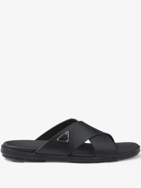 Prada sandaler med krydsende remme