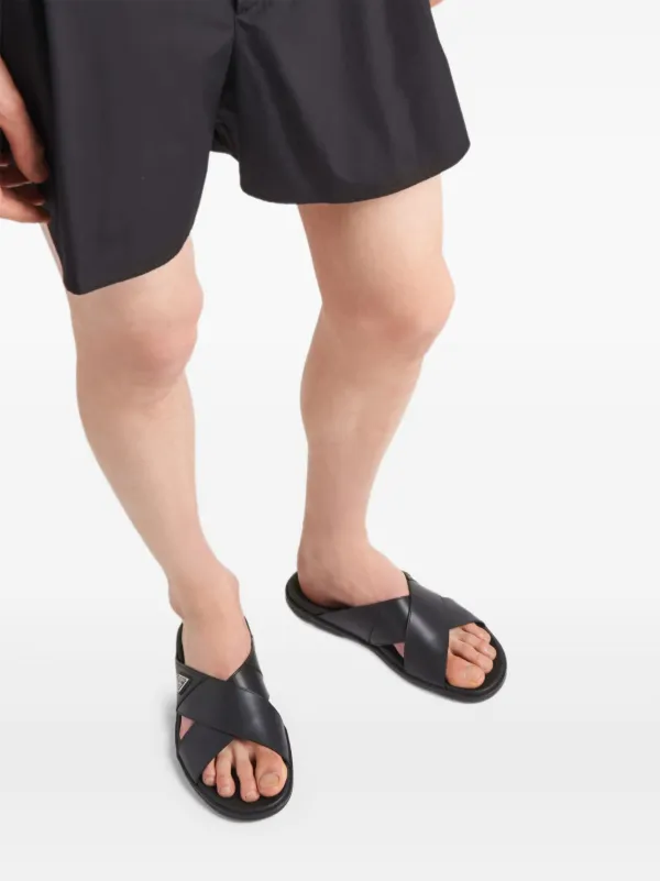 PRADA クロスストラップサンダル ブラック Prada クロスストラップ サンダル | ブラック | FARFETCH JP