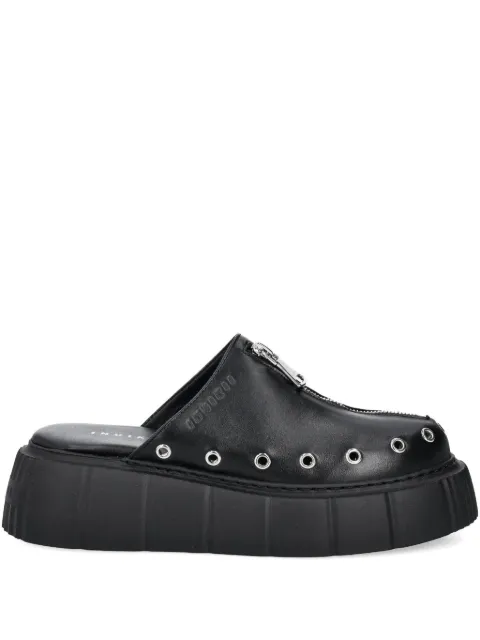 Inuikii mules Matilda