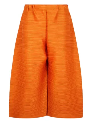 Pleats Please Issey Miyake