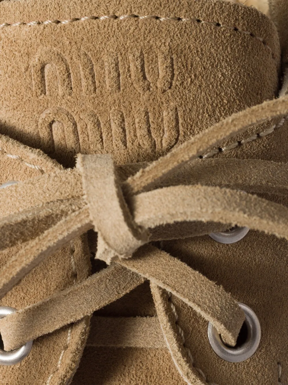 Miu Suède bootschoenen Beige