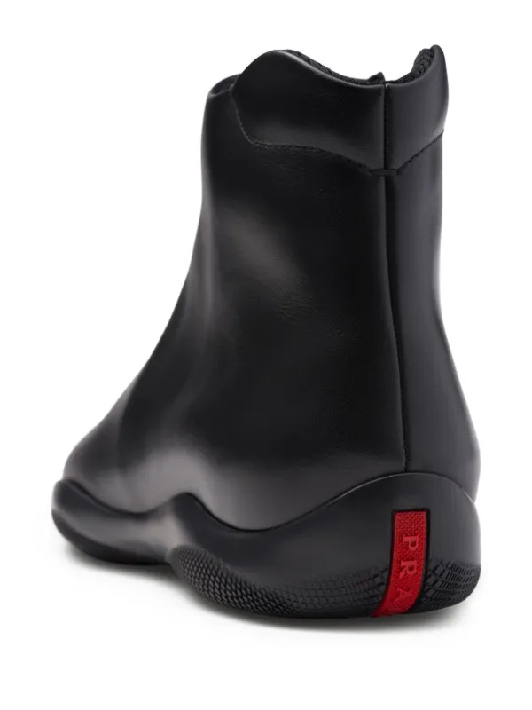 Prada Toblach スニーカー | ブラック | FARFETCH JP