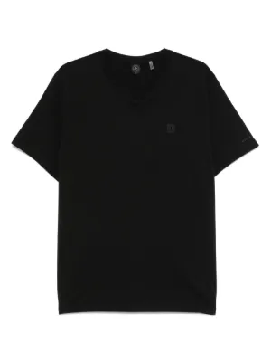 Moose Knuckles T-Shirts for Men | Shop Now on FARFETCH