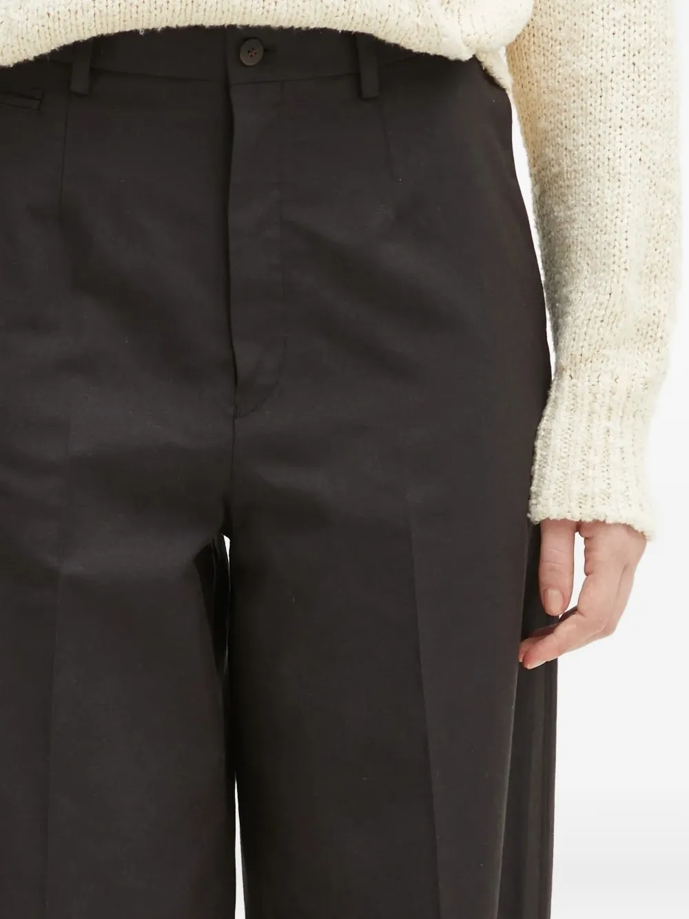 visvim pressed-crease trousers Zwart