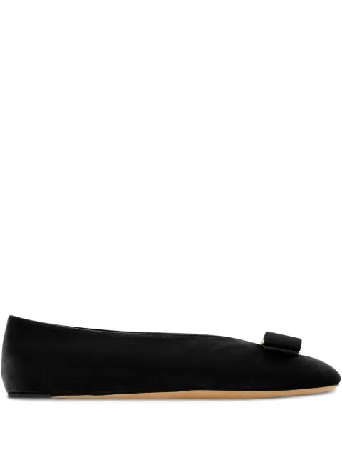 Ferragamo flats Vara con moño 
