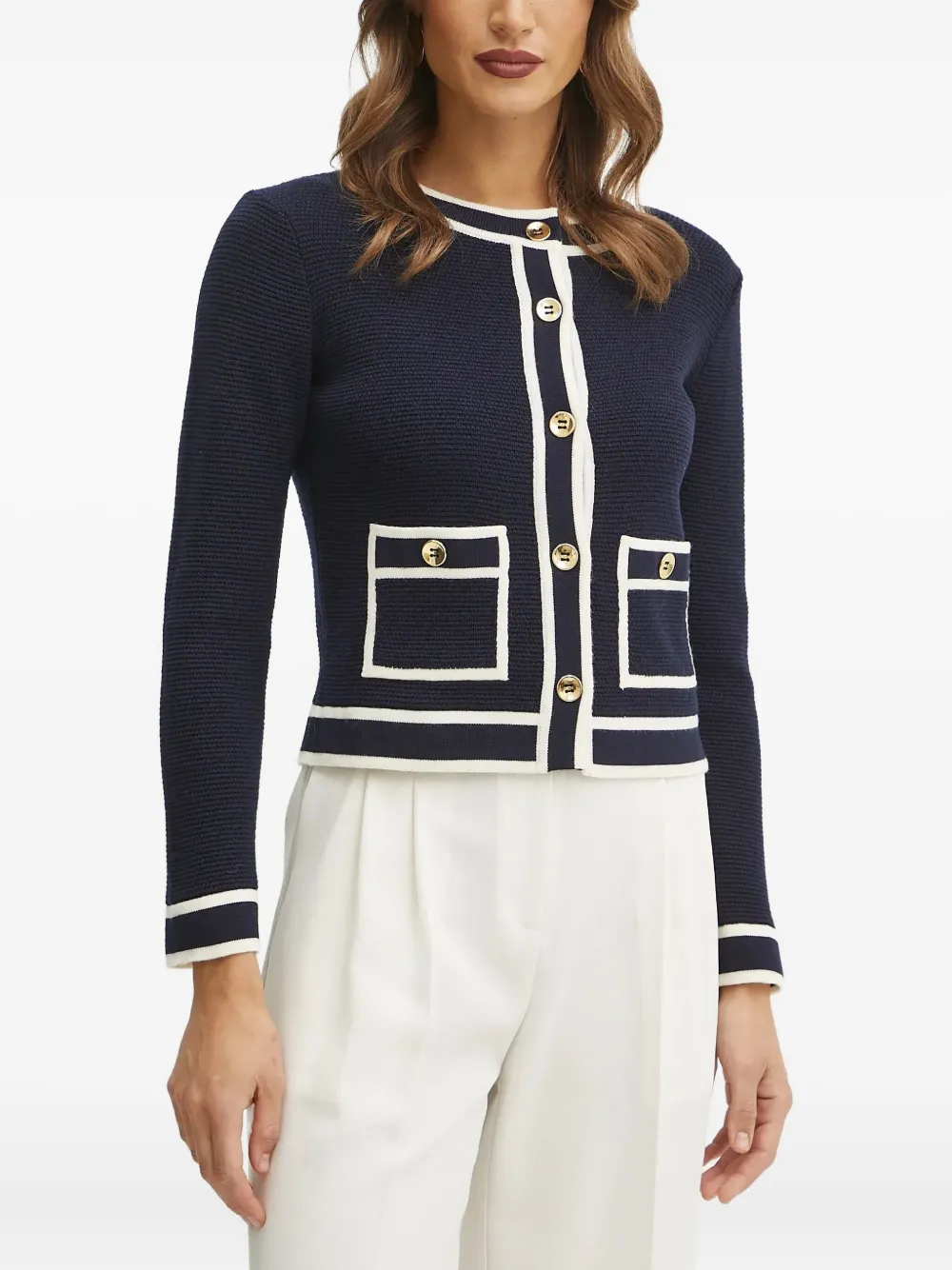 button-fastening pocket cardigan