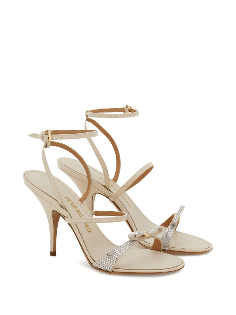 Ferragamo Sandalen verfraaid met stras Beige