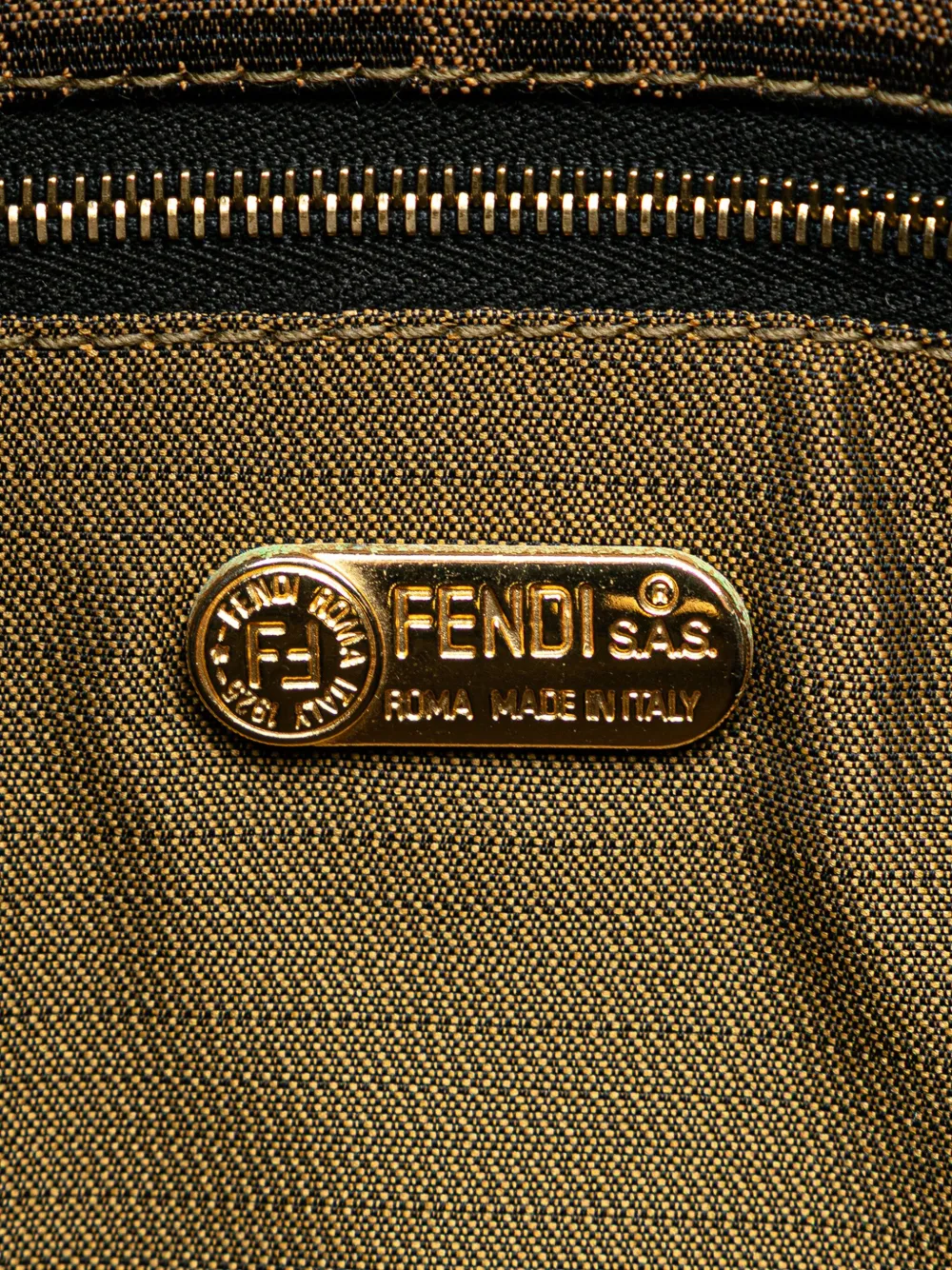 Pre-owned Fendi 2000-2010 Zucca Canvas Shoulder Bag In Brown