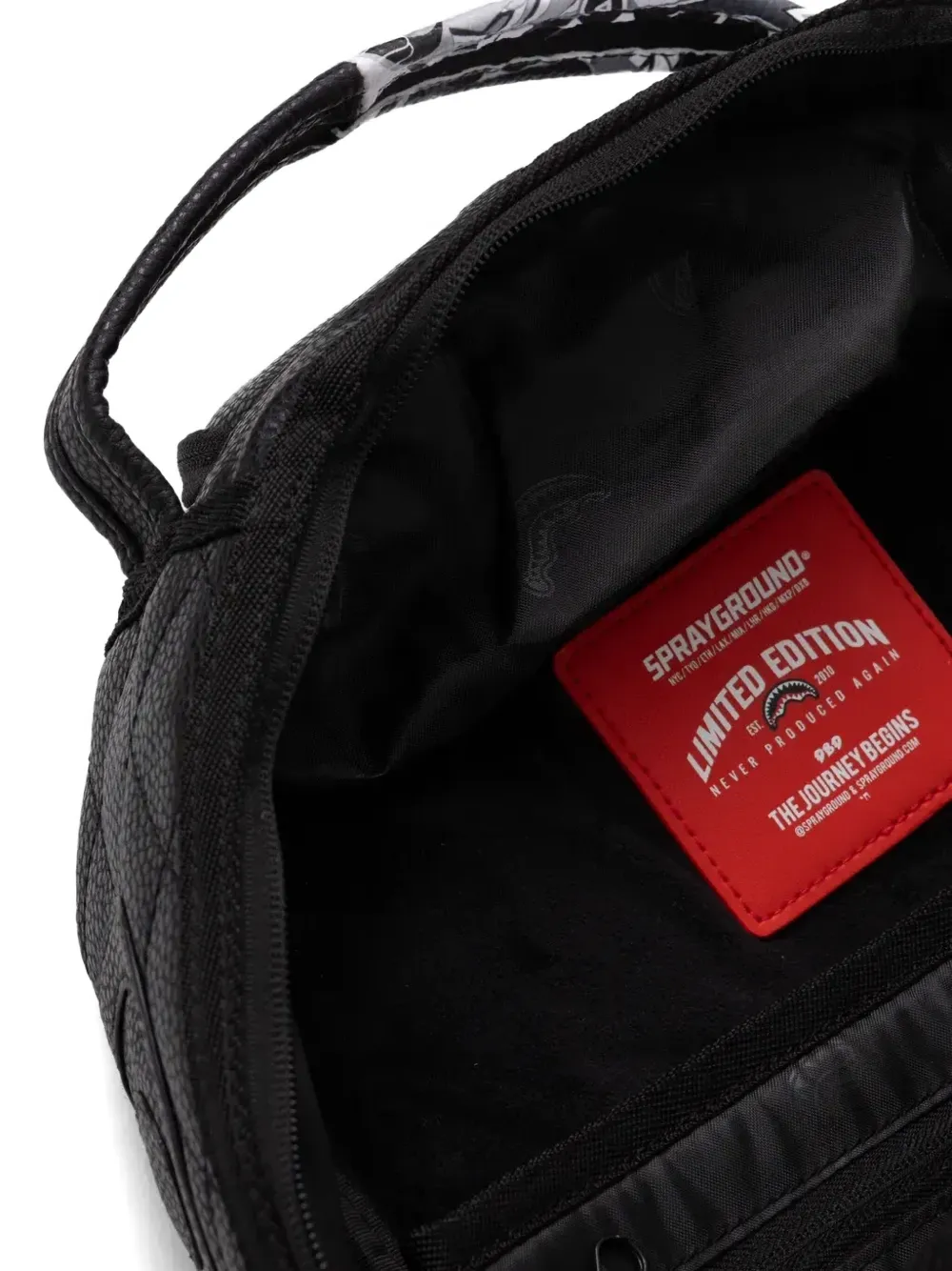 SPRAYGROUND DARK WAVE QUILTED GRAPHIC-PRINT BACKPACK
