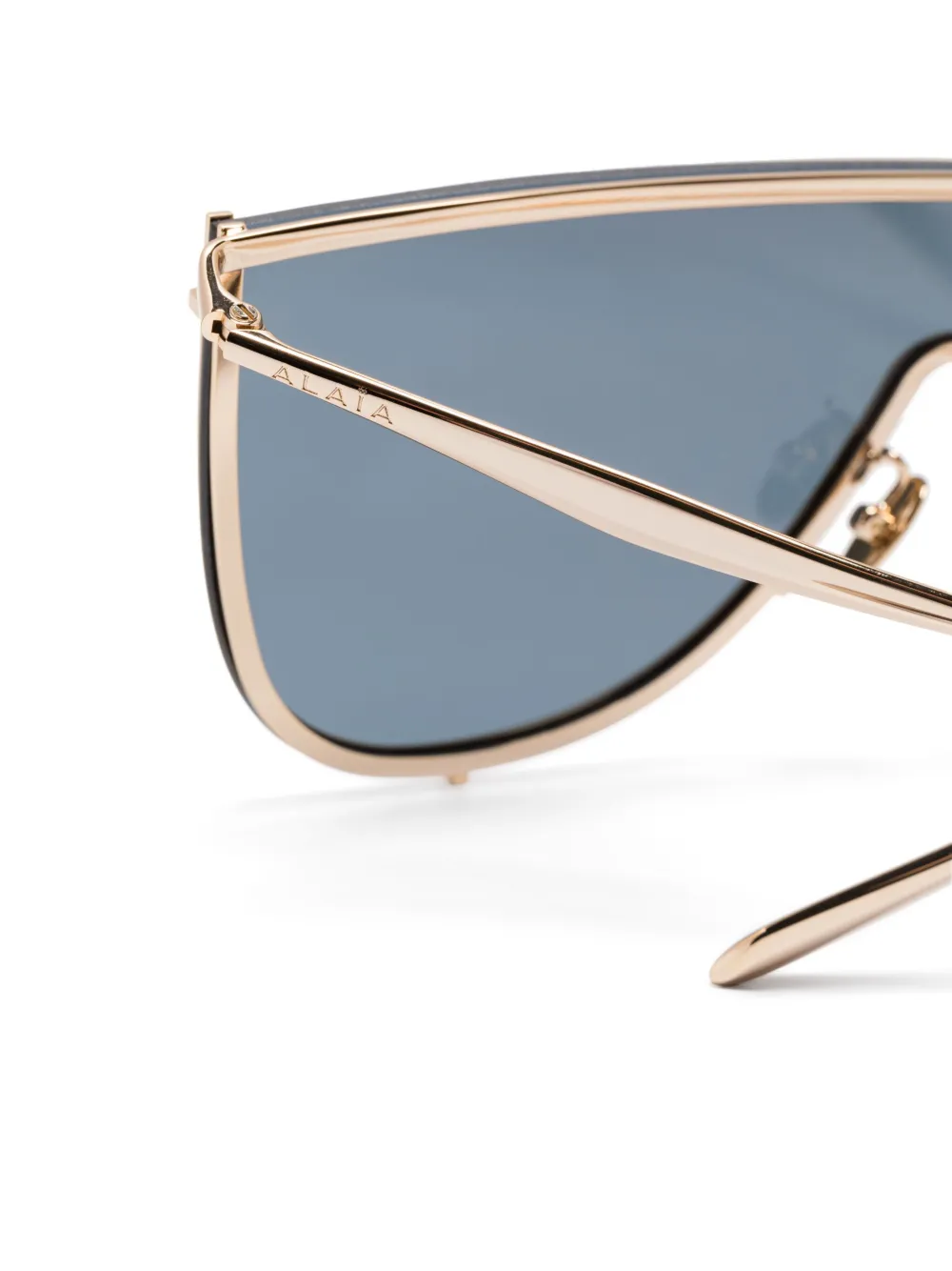Alaïa shield-frame Sunglasses | Gold | FARFETCH