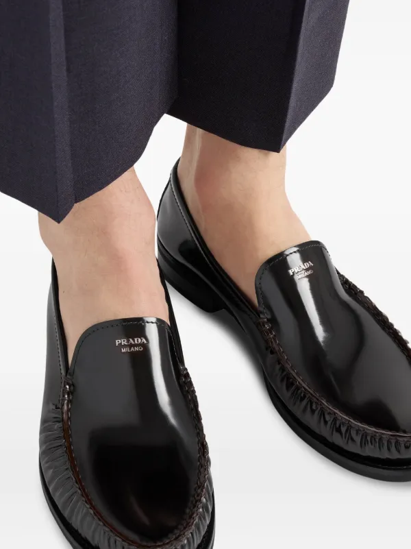 Prada レザーローファー | ブラウン | FARFETCH JP