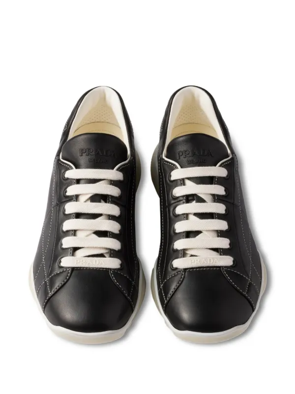 PRADA ローカット レザースニーカー Prada レザースニーカー | ブラック | FARFETCH JP