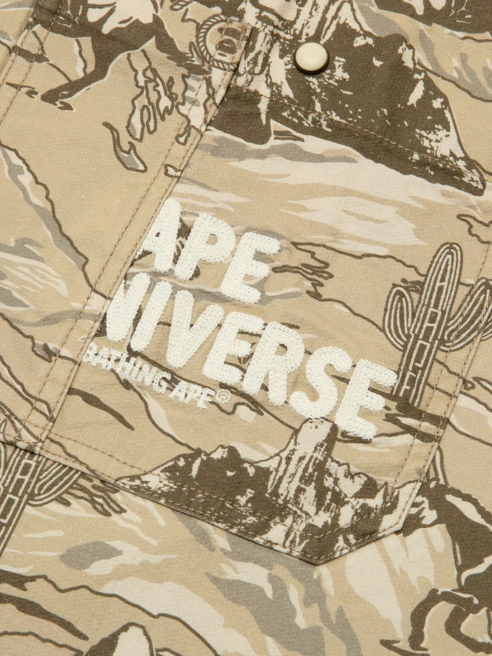 AAPE BY *A BATHING APE Overhemd met geborduurd logo Beige