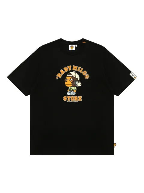 *BABY MILO® STORE BY *A BATHING APE® playera de algodón