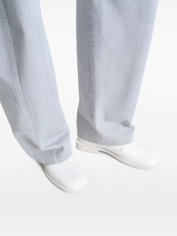 Lemaire Piped Sneakers ホワイト ローファー LEMAIRE: White Linoleum Piped Loafers | SSENSE