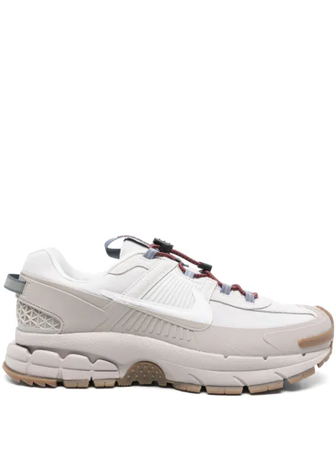Nike Zoom Vomero Roam sneakers