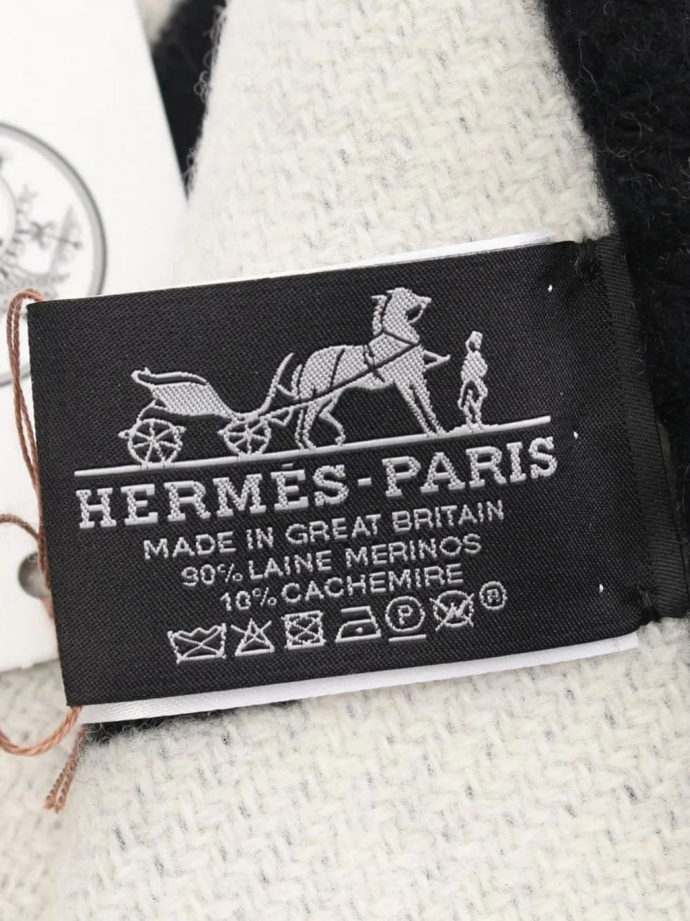 Hermès Pre-Owned 2020s Avalon III Decke | Image 5