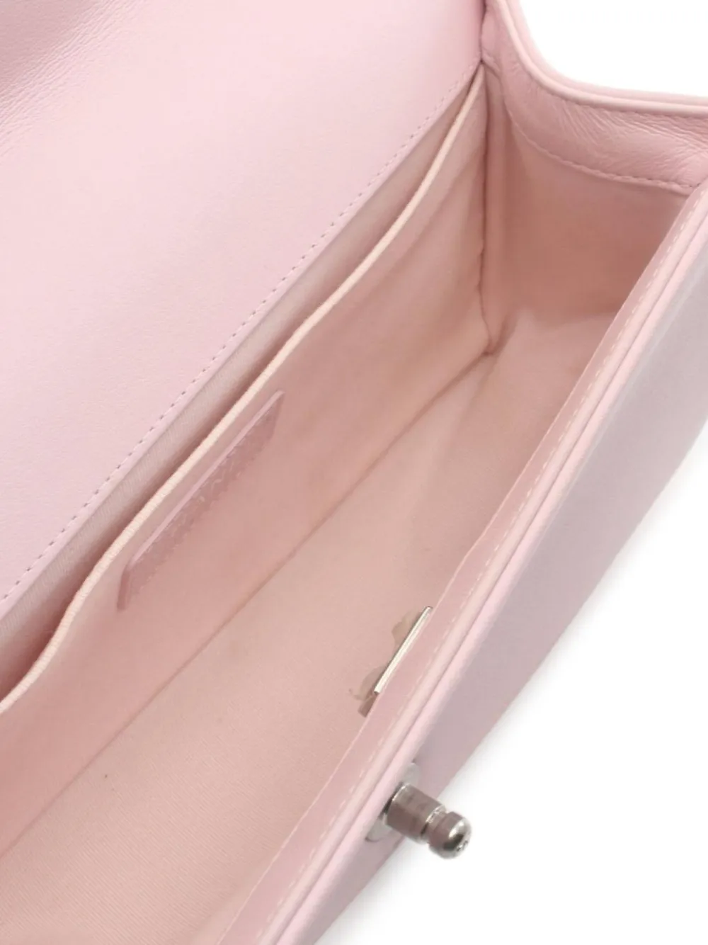 Pre-owned Chanel 2021 Boy Shoulder Bag In 粉色