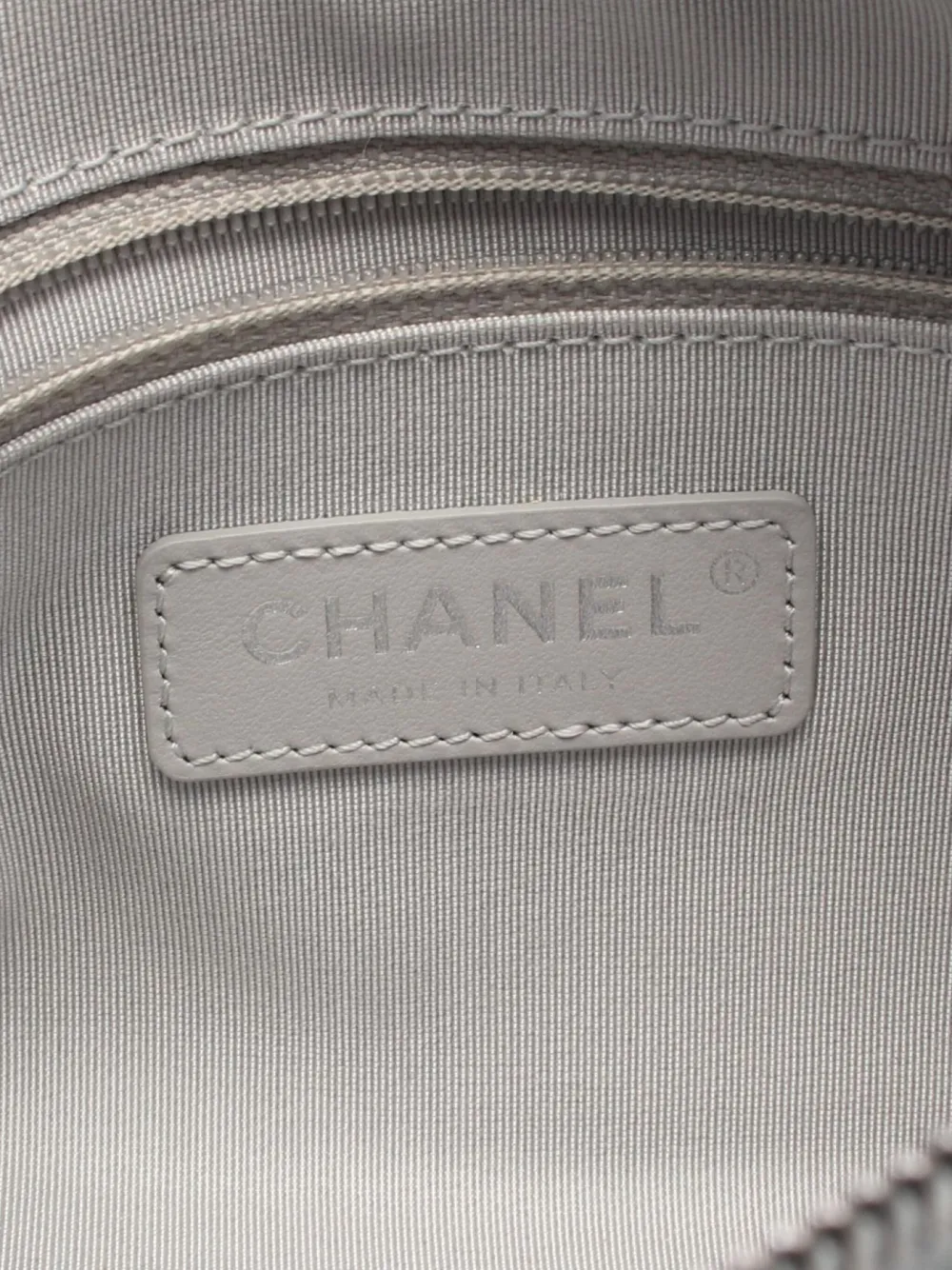 Pre-owned Chanel 2020-2021 Chain Signature Bowling Bag In Grey