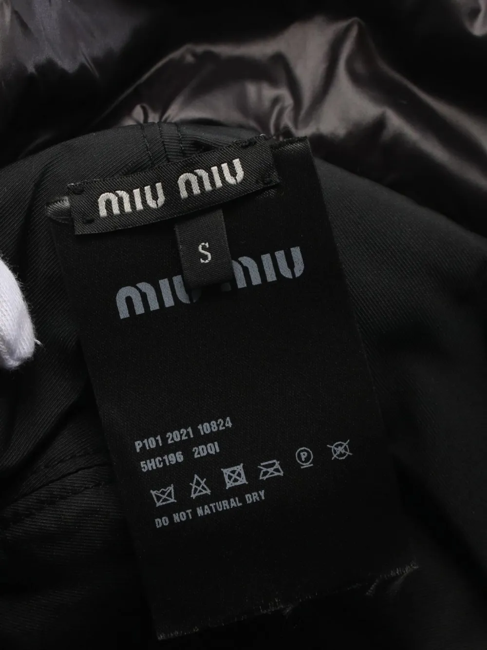 Pre-owned Miu Miu 2010s Quilted Bucket Hat In Black