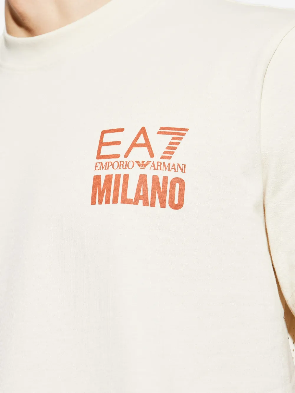 Ea7 Emporio Armani T-shirt met logoprint Beige